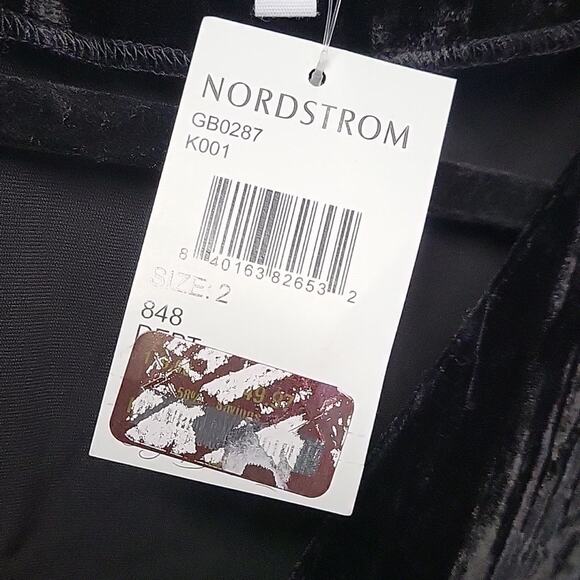 Good American Black Velvet V Neck Bodysuit Top Womens Size 2 Medium NWT - Picture 5 of 11